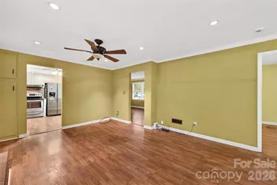 4400 Hamilton Circle, Charlotte, NC 28216 - Photo 8