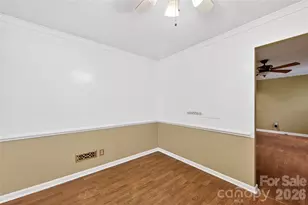 4400 Hamilton Cir, Charlotte, NC 28216 - Photo 12