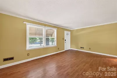 4400 Hamilton Circle, Charlotte, NC 28216 - Photo 4