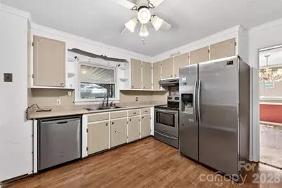 4400 Hamilton Circle, Charlotte, NC 28216 - Photo 10