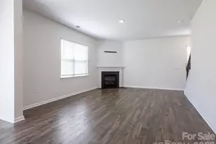 907 Newport Ct, Asheville, NC 28806 - Photo 10