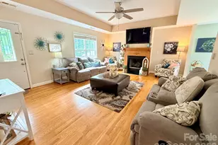 5360 Stonegate Farm Dr, Granite Falls, NC 28630 - Photo 4