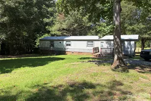 739 W Mt Gallant Ave, York, SC 29745 - Photo 1