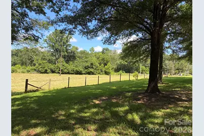 739 W Mt Gallant Avenue #1, York, SC 29745 - Photo 2