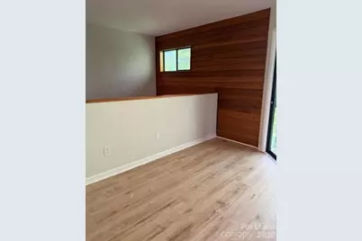 28 11th Avenue NE, Hickory, NC 28601 - Photo 16