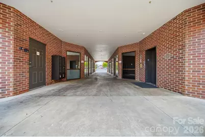 1410 4th Street Drive NW #304, Hickory, NC 28601 - Photo 20