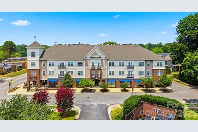 1410 4th Street Drive NW #304, Hickory, NC 28601 - Photo 1