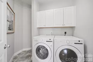 1410 4th St Dr NW, Hickory, NC 28601 - Photo 18