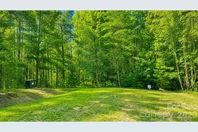 Cb17 Emerald Court #CB17, Lenoir, NC 28634 - Photo 2