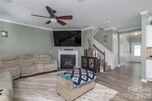 137 Flora Vista Dr, Mooresville, NC 28117 - Photo 12