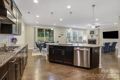 18500 Studman Branch Avenue, Charlotte, NC 28278 - Photo 10