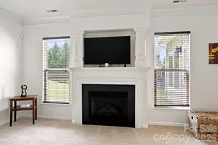 2233 Verde Creek Road, Charlotte, NC 28214 - Photo 8