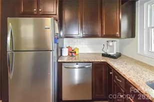 496 14th Ave NE, Hickory, NC 28601 - Photo 16