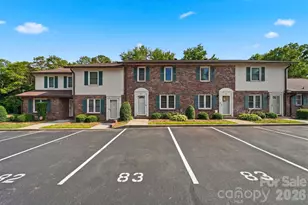 1330 5th St NE, Hickory, NC 28601 - Photo 2