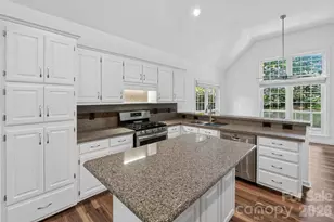 12500 Cedarford Ct, Huntersville, NC 28078 - Photo 16