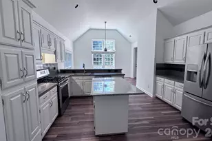 12500 Cedarford Ct, Huntersville, NC 28078 - Photo 4