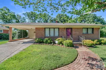 1340 E Cannon Avenue, Albemarle, NC 28001 - Photo 4