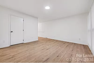 5001 Lakecrest Drive, Charlotte, NC 28215 - Photo 6