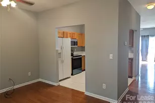 18474 Streamline Ct, Cornelius, NC 28031 - Photo 4