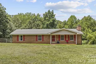 3304 Griffith Rd, Monroe, NC 28112 - Photo 2