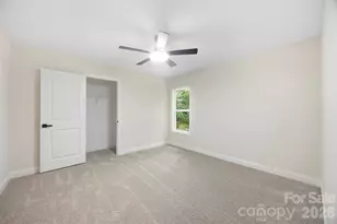 202 Knollwood Cir, Albemarle, NC 28001 - Photo 8