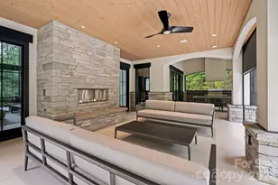 504 Hollow Trl, Asheville, NC 28803 - Photo 16
