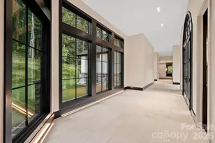 504 Hollow Trl, Asheville, NC 28803 - Photo 18