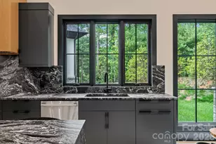 504 Hollow Trl, Asheville, NC 28803 - Photo 10
