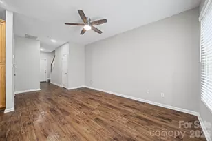 2113 Lennoxshire Square Ct, Charlotte, NC 28210 - Photo 4