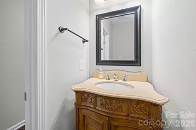 2113 Lennoxshire Square Court, Charlotte, NC 28210 - Photo 10