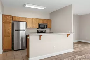 43 Foxden Dr, Fletcher, NC 28732 - Photo 4
