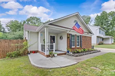 7130 Bluff Wood Cove, Charlotte, NC 28212 - Photo 4
