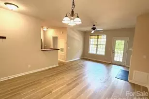 18001 Delmas Dr, Cornelius, NC 28031 - Photo 4