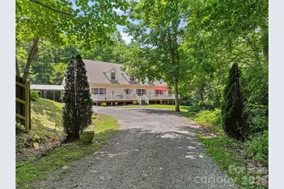 165 Sequoyah Drive, Waynesville, NC 28785 - Photo 2