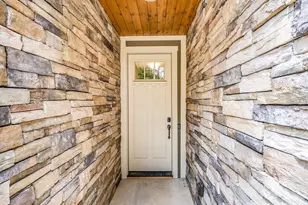 572 Sweet Birch Park Ln, Black Mountain, NC 28711 - Photo 4