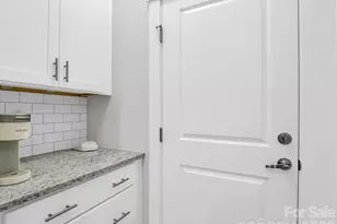 572 Sweet Birch Park Ln, Black Mountain, NC 28711 - Photo 18