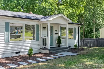 445 Oakwood Avenue, Mooresville, NC 28115 - Photo 2