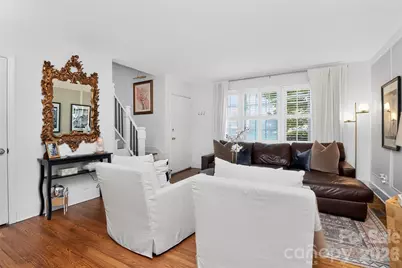 219 Wakefield Drive, Charlotte, NC 28209 - Photo 8