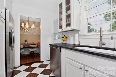 219 Wakefield Drive, Charlotte, NC 28209 - Photo 14