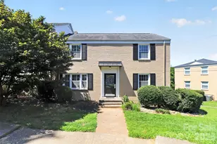 219 Wakefield Dr, Charlotte, NC 28209 - Photo 2