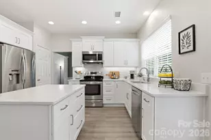 12044 Humboldt Dr, Charlotte, NC 28277 - Photo 12