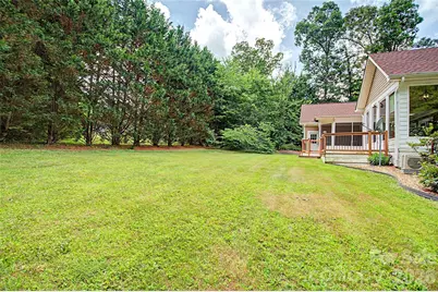 312 Benjamin Way, Hendersonville, NC 28792 - Photo 46