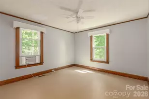 46 Gilkey St, Marion, NC 28752 - Photo 10