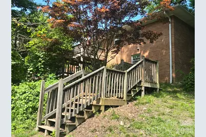629 Willow Road, Hendersonville, NC 28739 - Photo 4