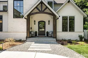 3240 Sunset Dr, Charlotte, NC 28209 - Photo 2