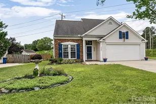1000 Kerry Greens Dr, Matthews, NC 28104 - Photo 2
