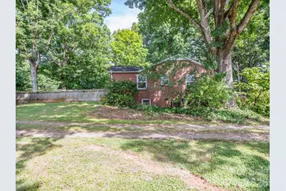2111 Emmanuel Church Road, Conover, NC 28613 - Photo 40