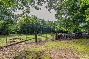 2111 Emmanuel Church Rd, Conover, NC 28613 - Photo 36