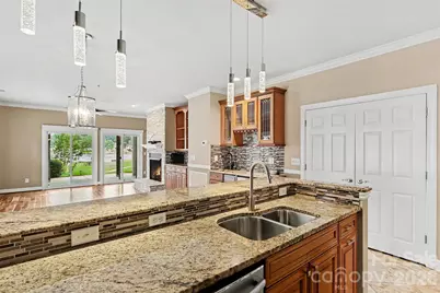 18700 Nautical Drive #104, Cornelius, NC 28031 - Photo 10