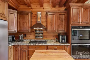1250 Cobblestone Dr, Waynesville, NC 28786 - Photo 16